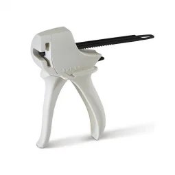 Applicator gun for dual syringes