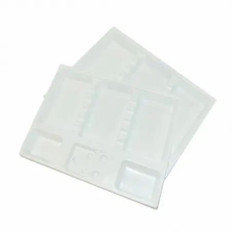 Plateaux petits en plastique à usage unique blancs